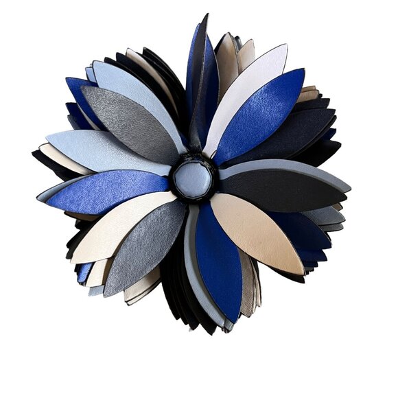 Michael Kors NWOT Leather Pom-Pom Key Chain Bag Charm Blue - Picture 4 of 9